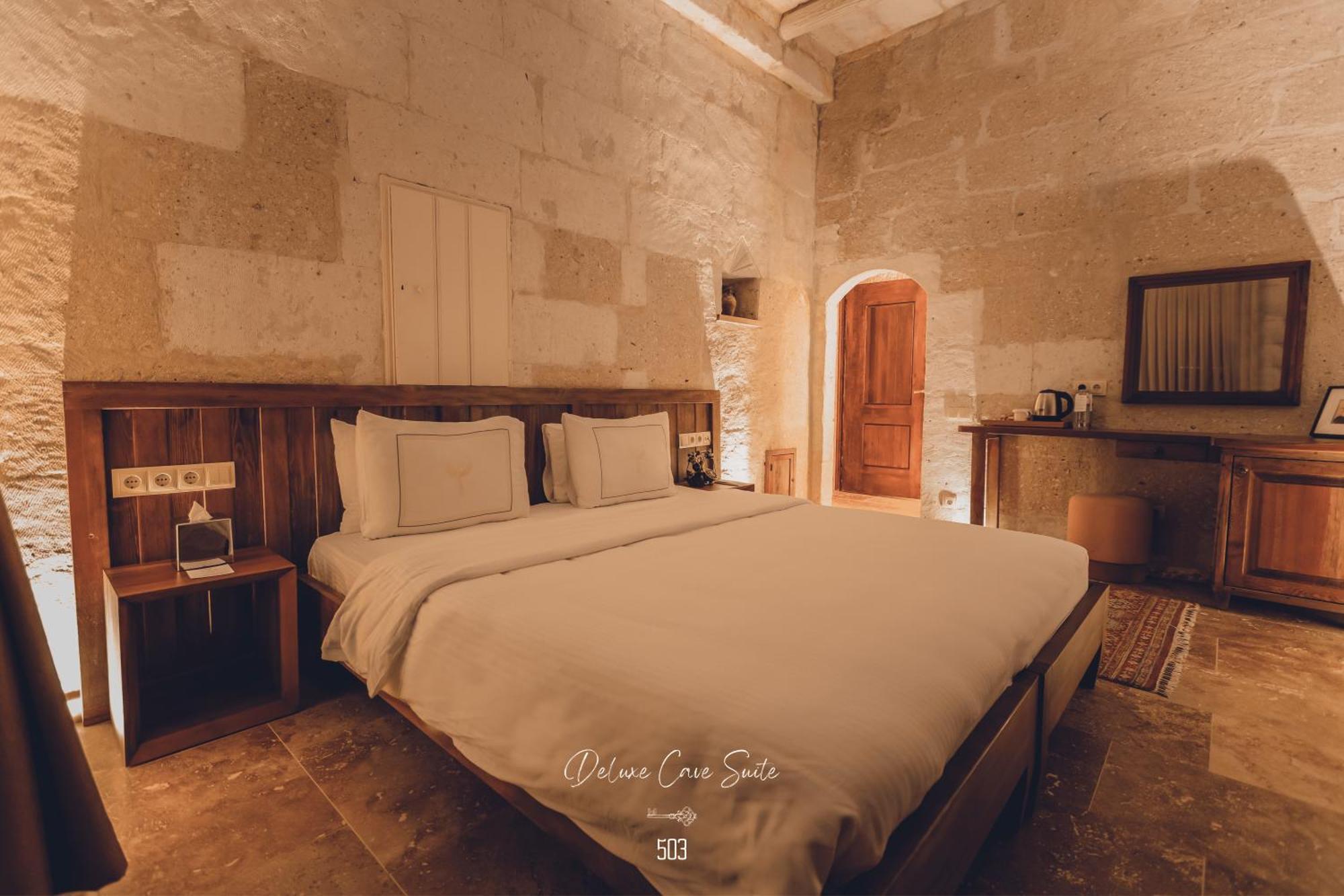Nino Cave Suites 于尔居普 外观 照片